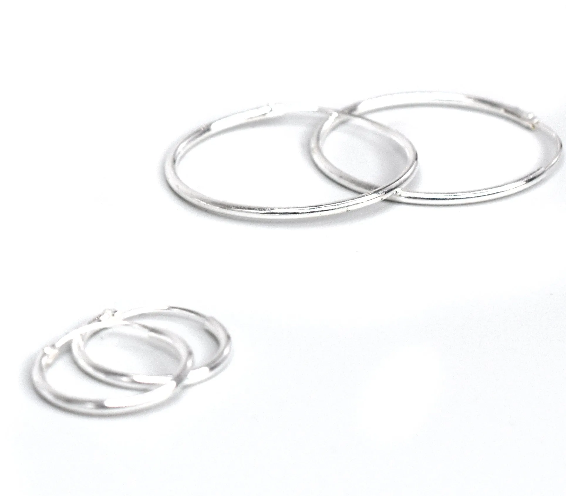 1.2mm Infinity Hoops