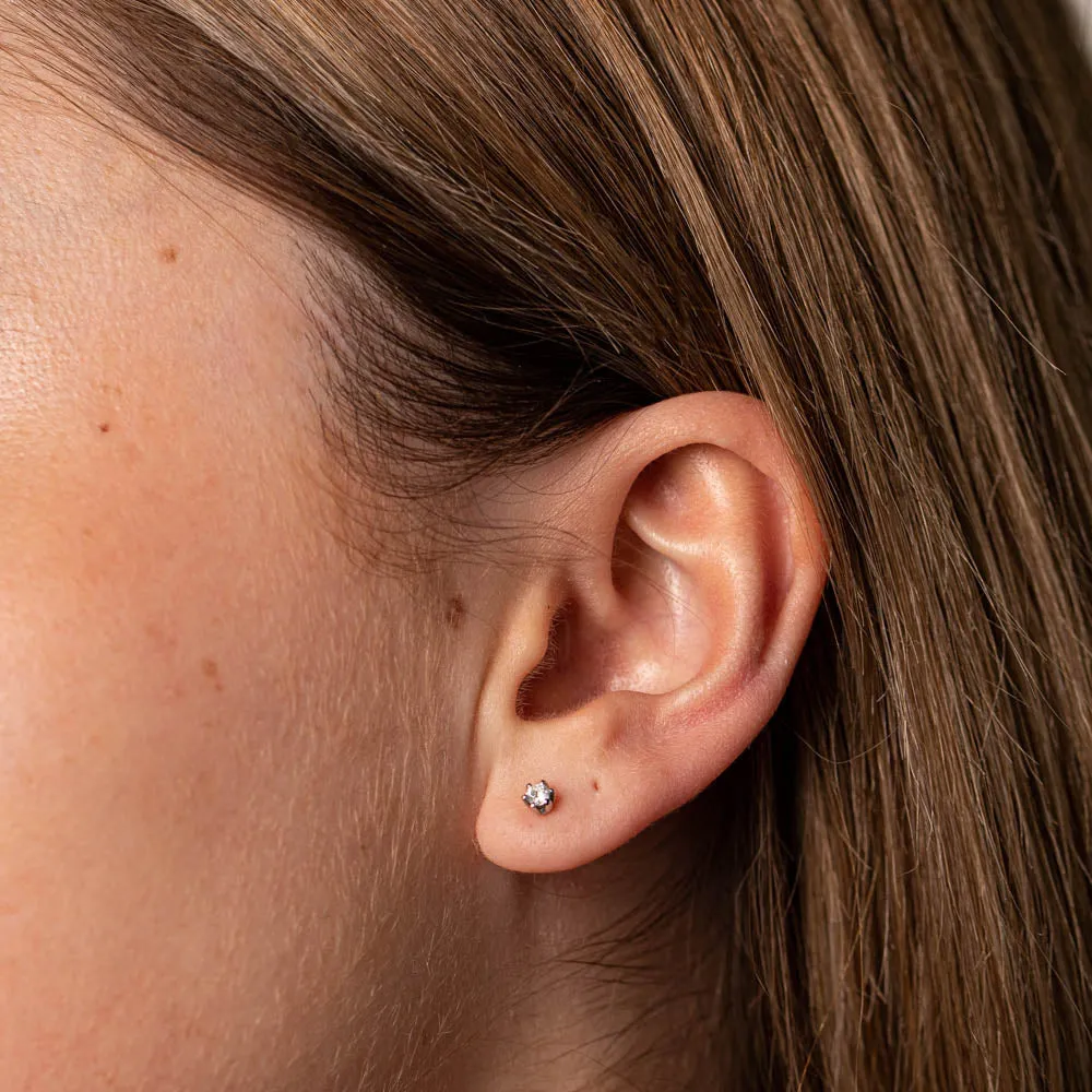 18ct White Gold .12ct Diamond Studs