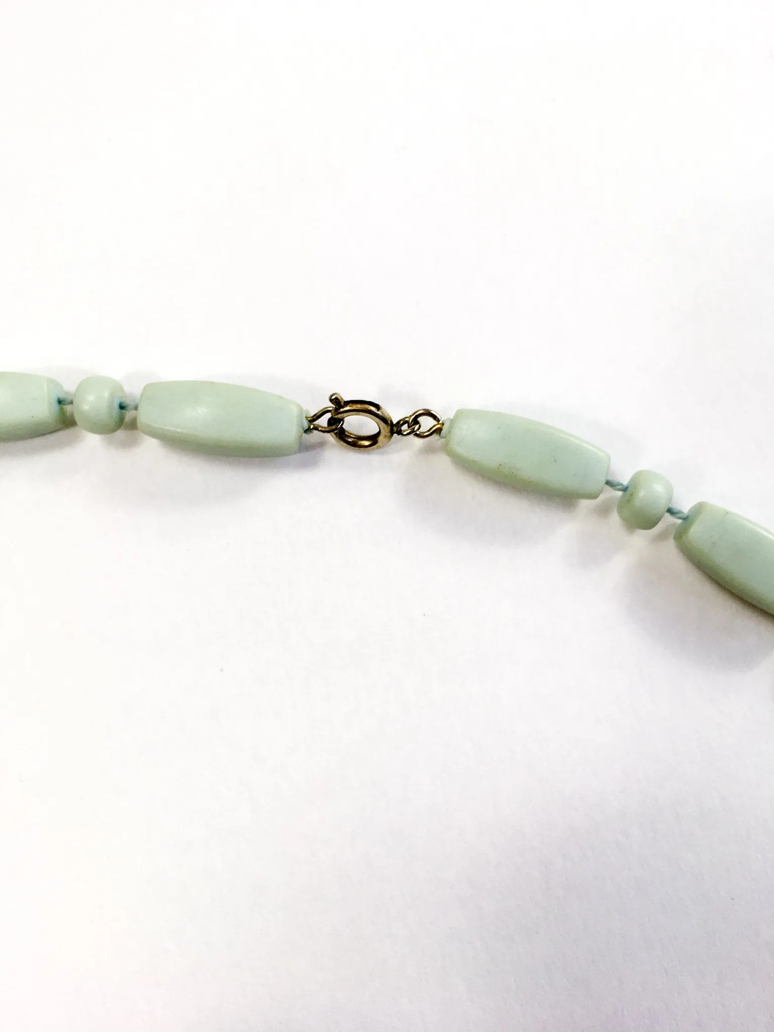70s vintage long mint green beaded necklace 💌 FREE SHIPPING