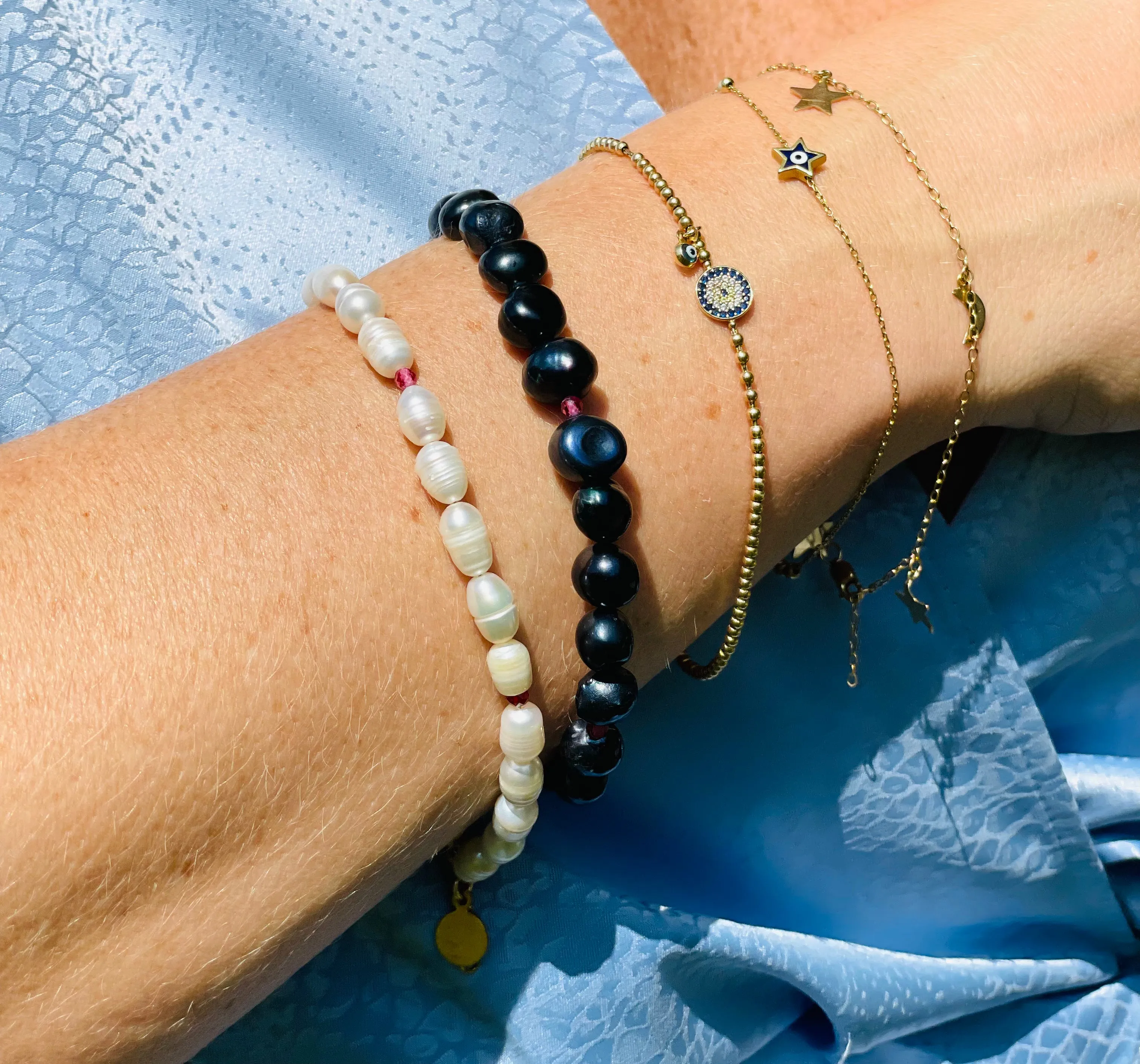 Black Pearl Bracelet