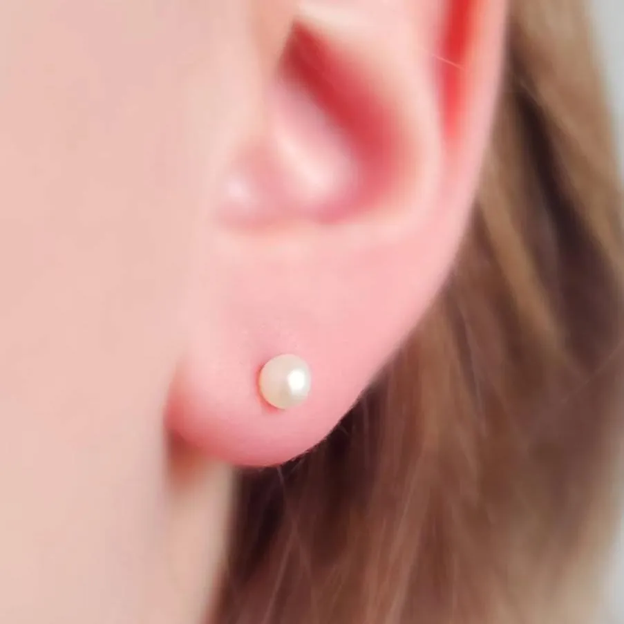 Classic Pearl Studs