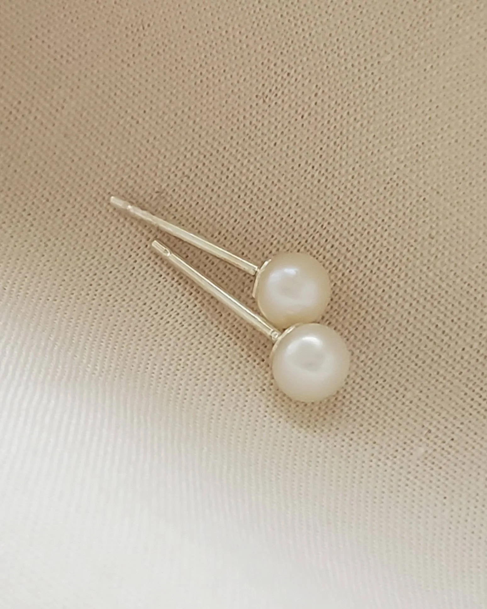 Classic Pearl Studs