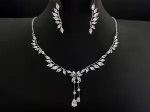 Delightful Silver Angel Wings Necklace and Earring Set - Silver