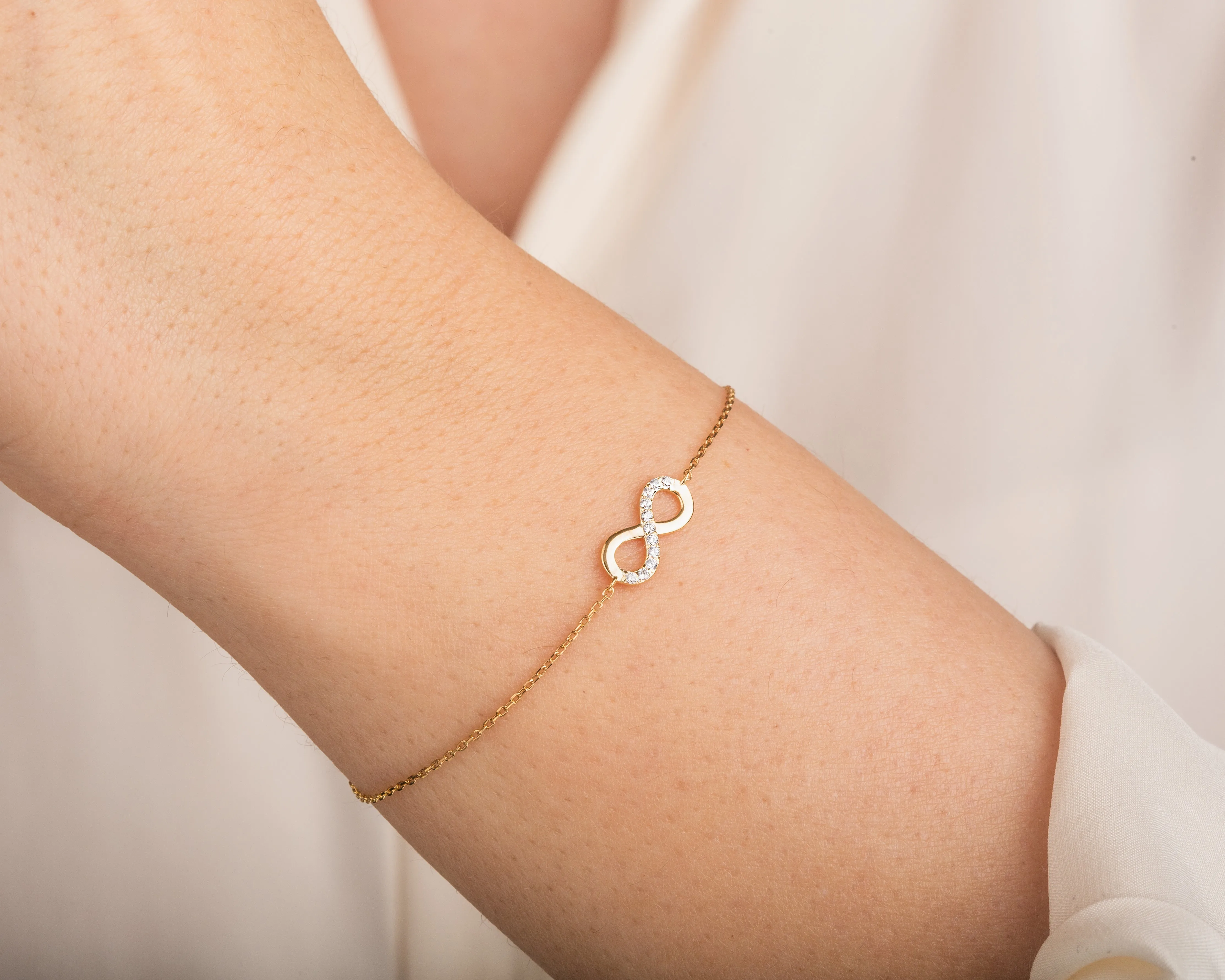 Diamond Infinity Bracelet in 14k Gold