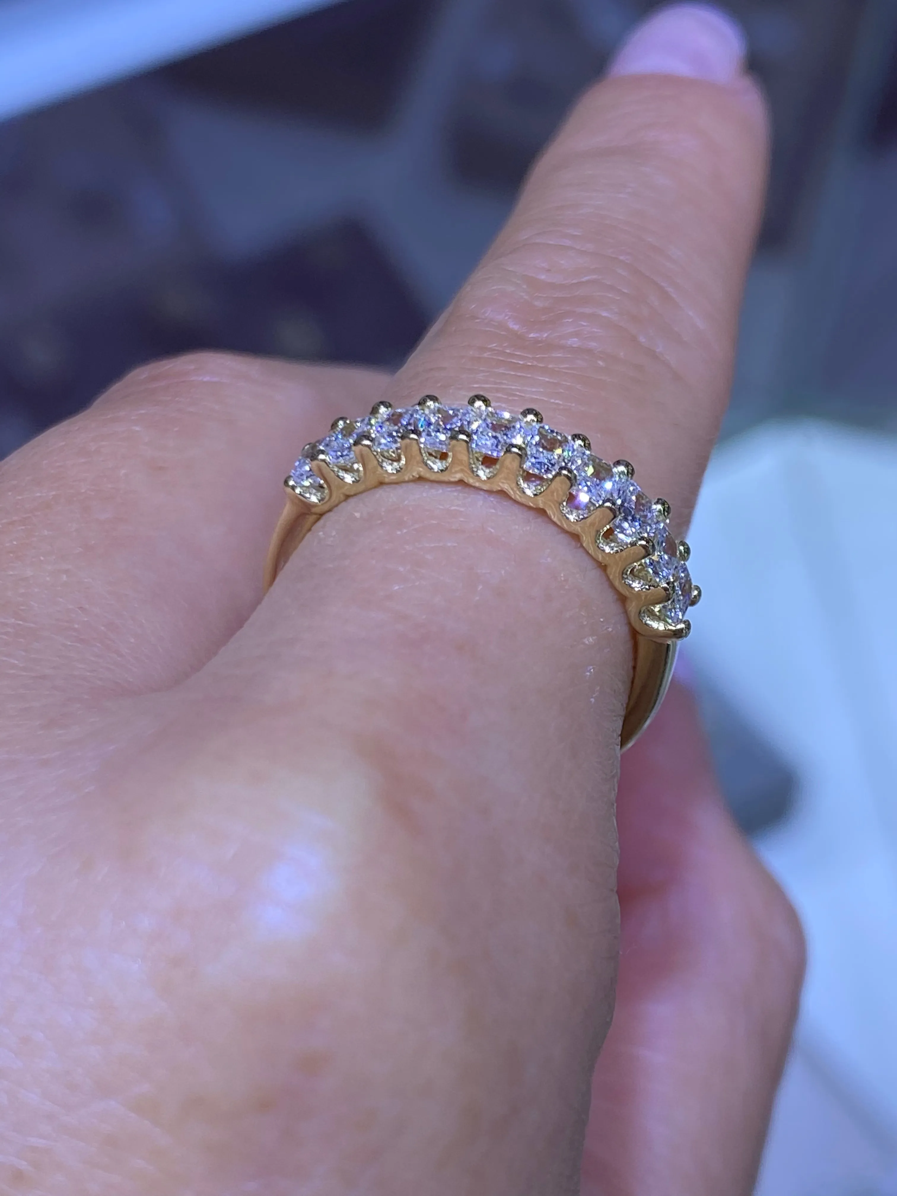 Diamond Radiant Halfway Band
