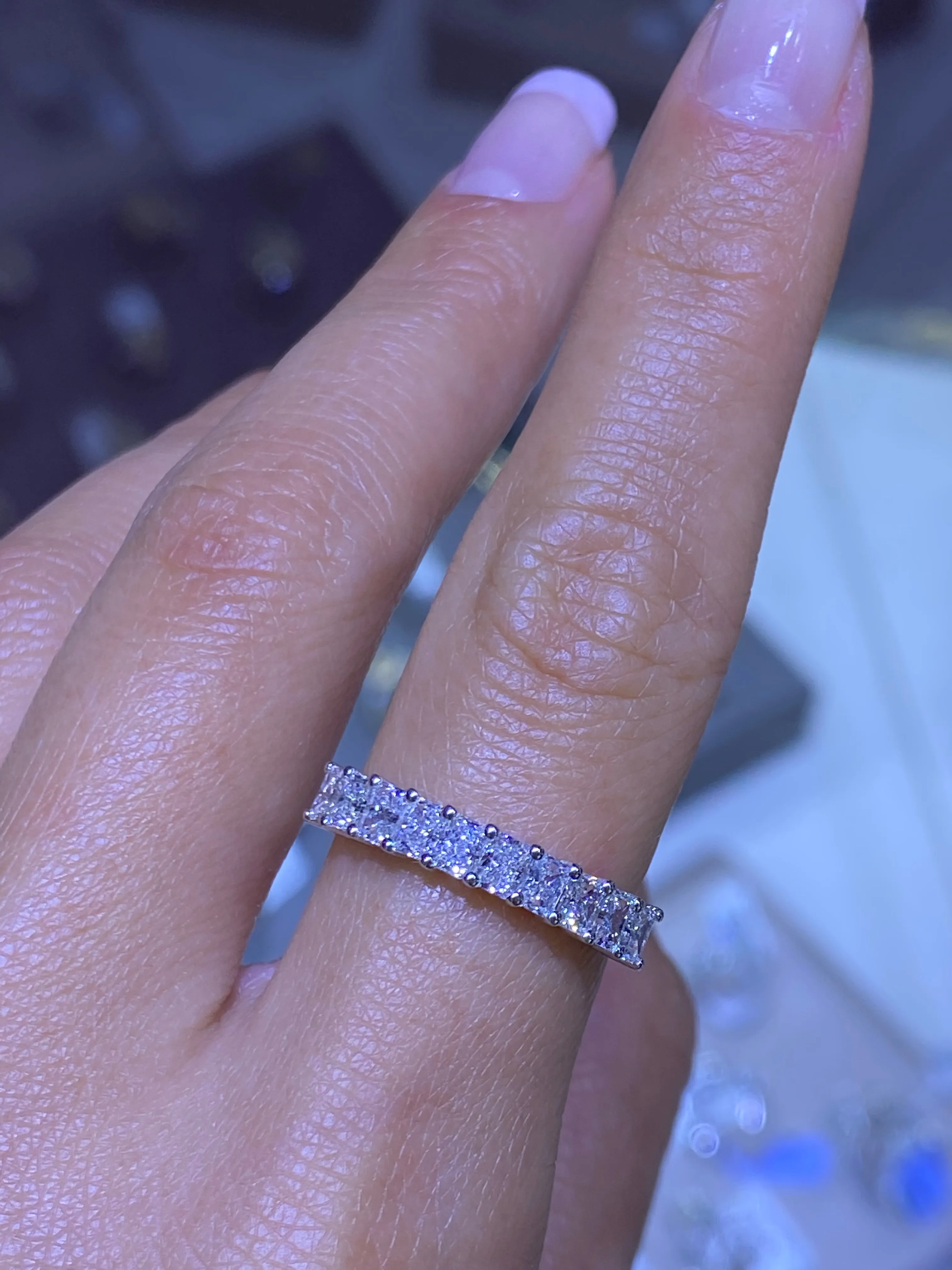 Diamond Radiant Halfway Band