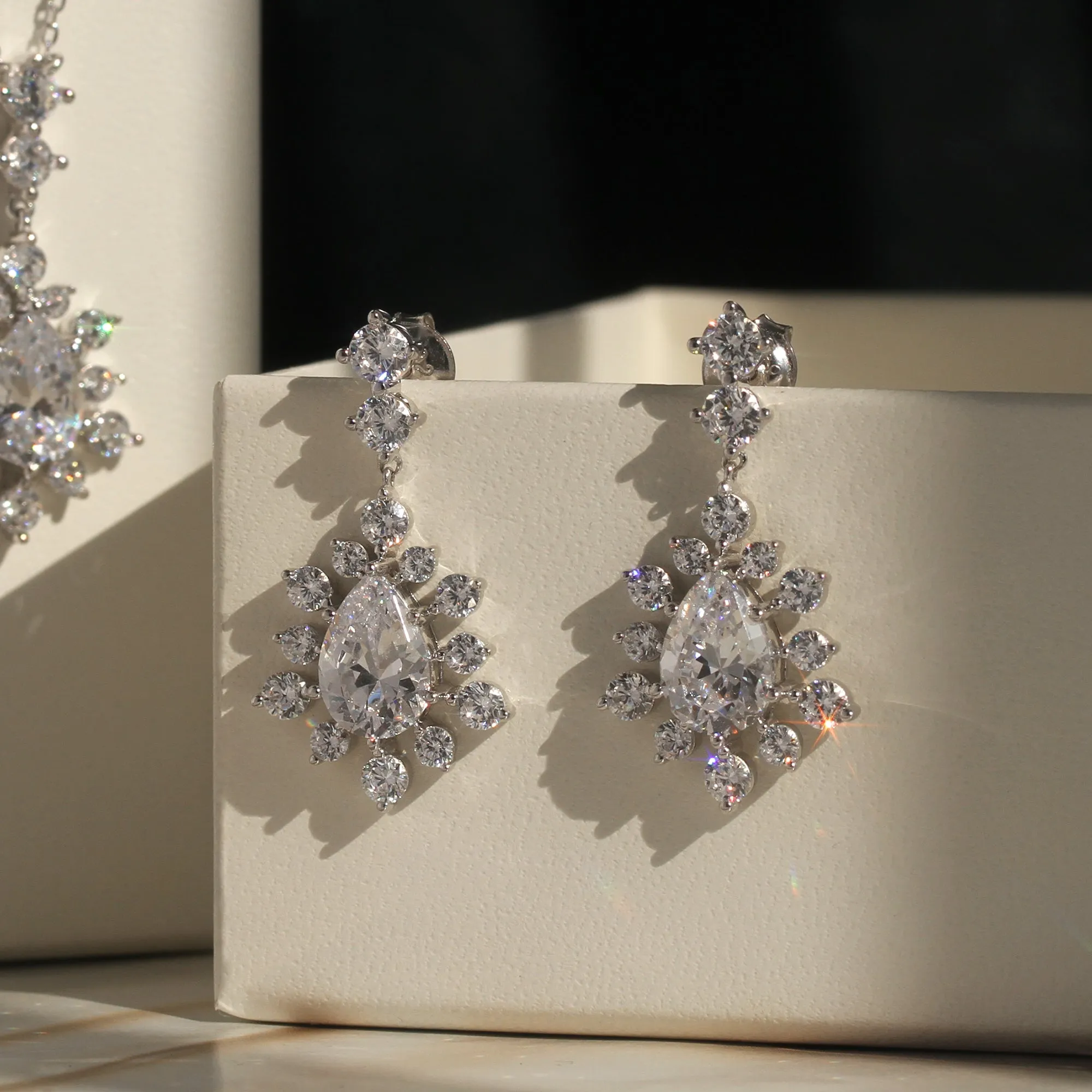 Elegant Cascade Jewelry Set