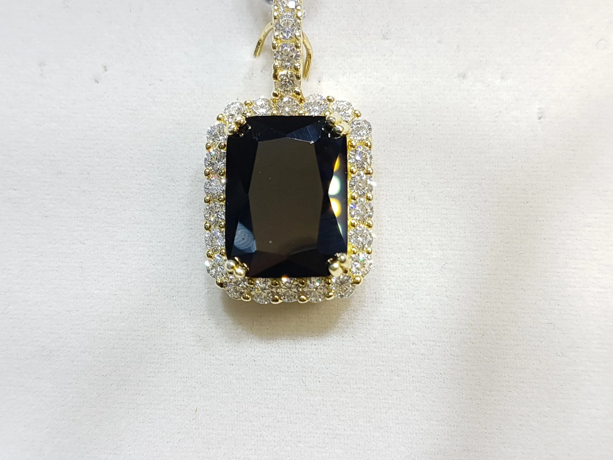 Emerald Cut Gemstone with Cubic Zirconia Pendant (Silver)