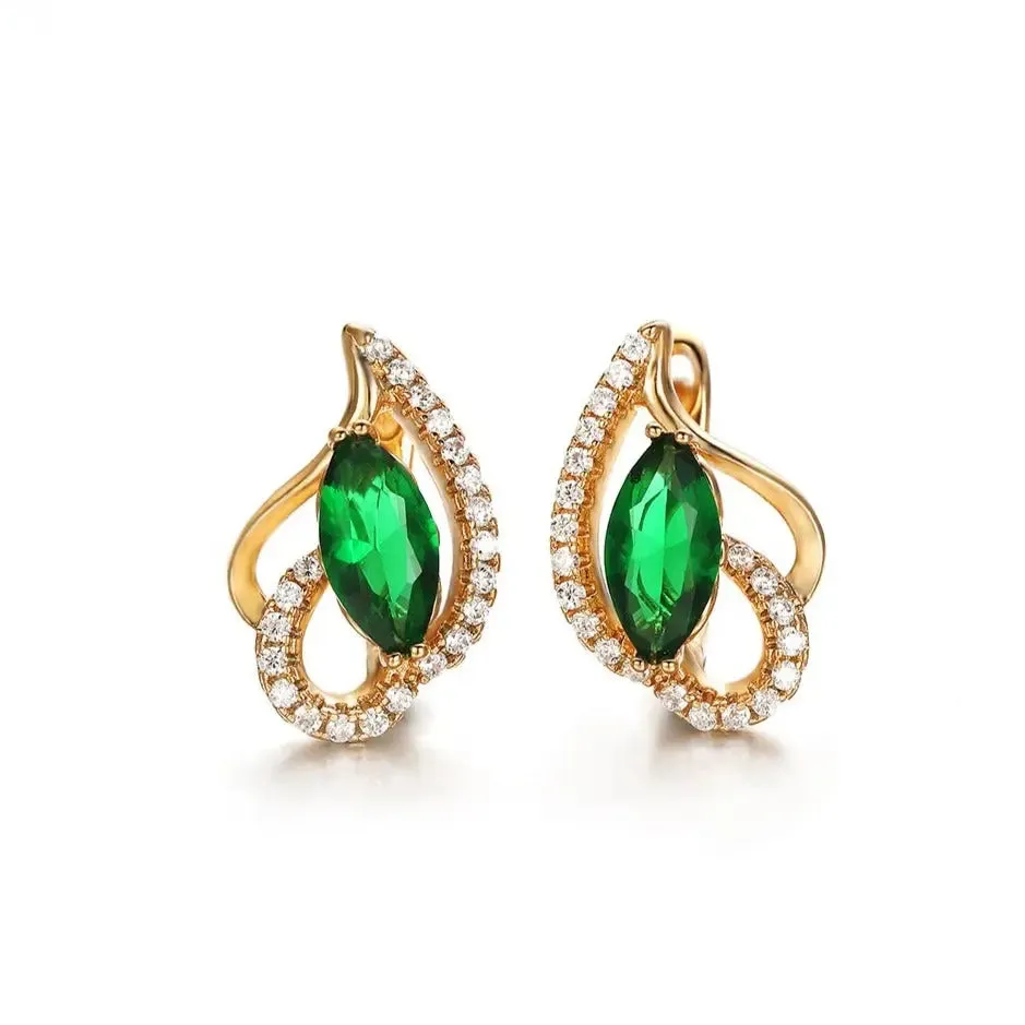 Hanre Natural Zircon Studs