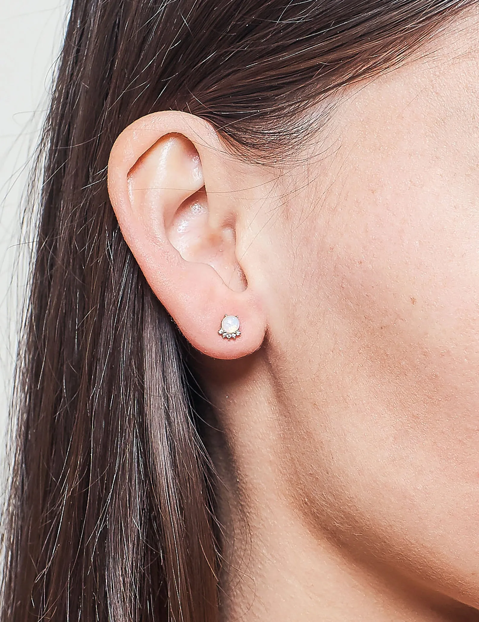 Hideaway studs
