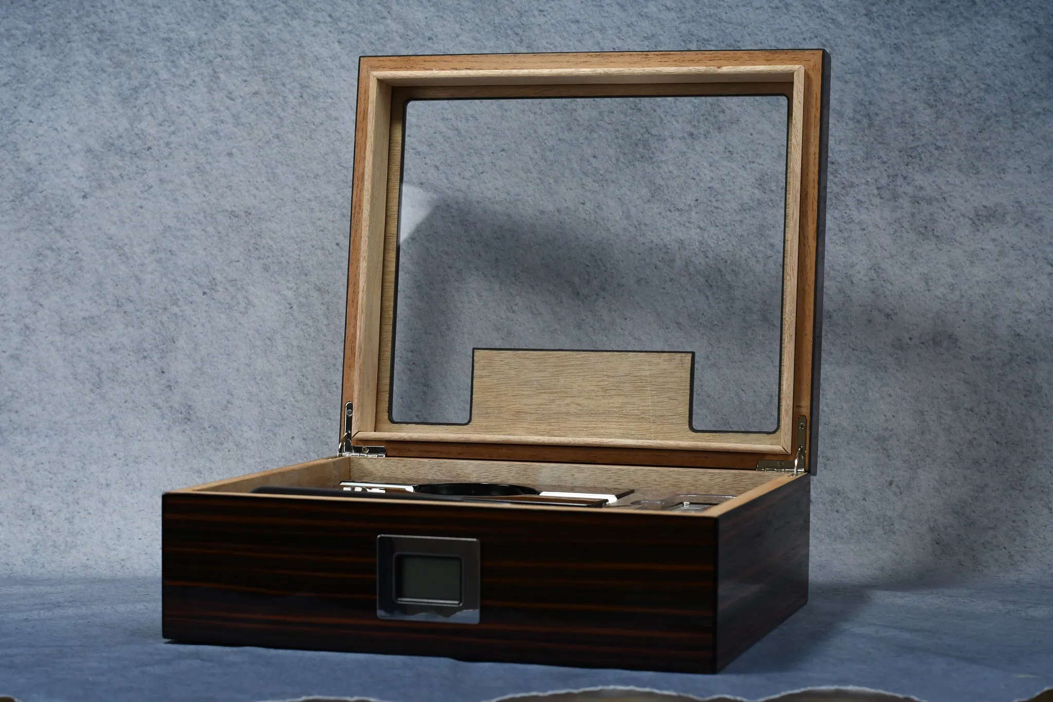 Kensington Humidor Gift Set