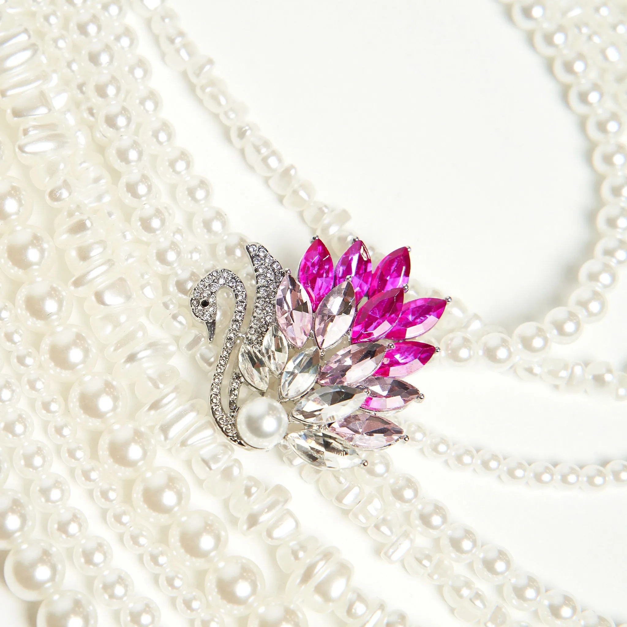Lola Beaded Chain - Pearl Swan