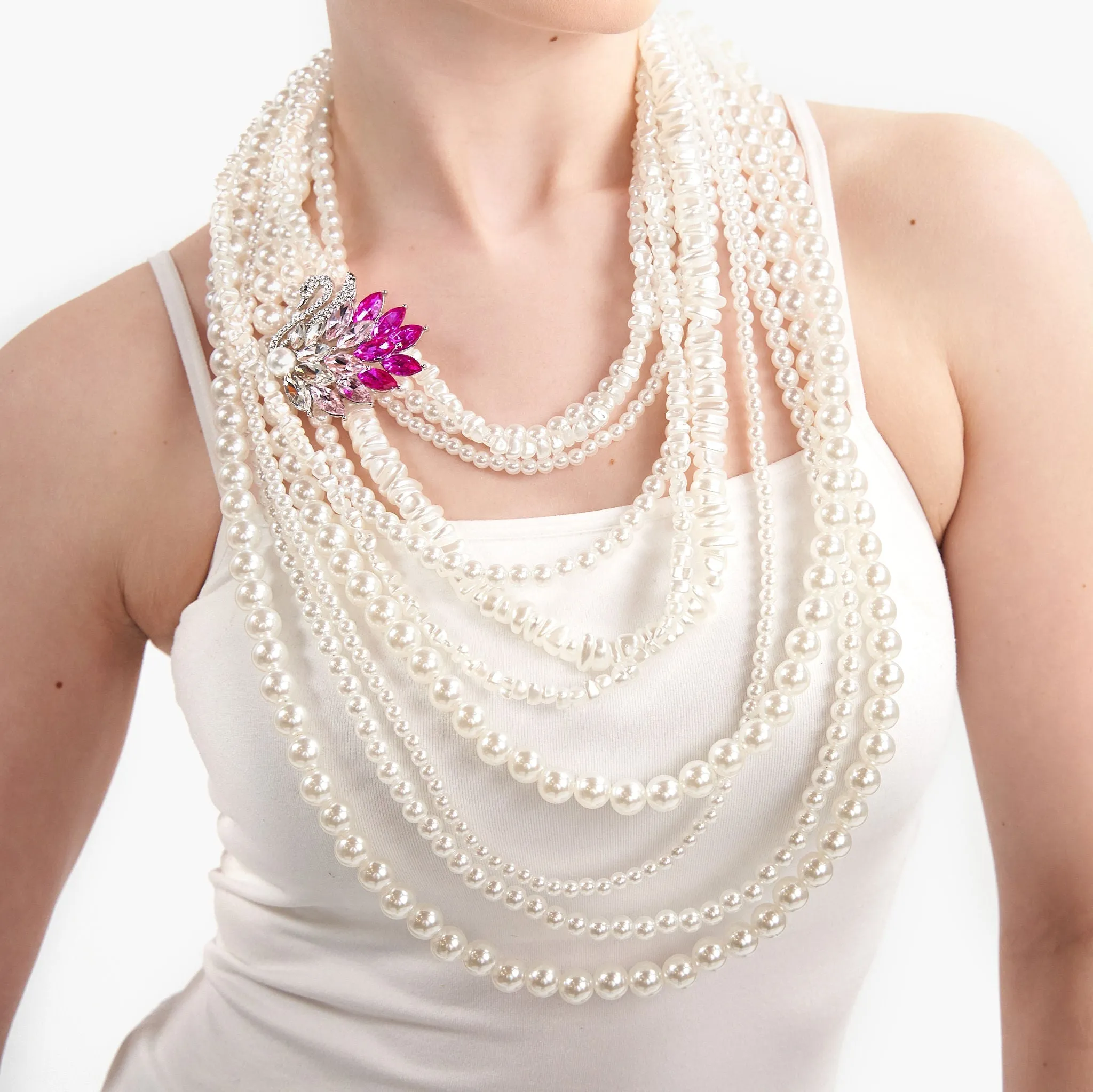 Lola Beaded Chain - Pearl Swan