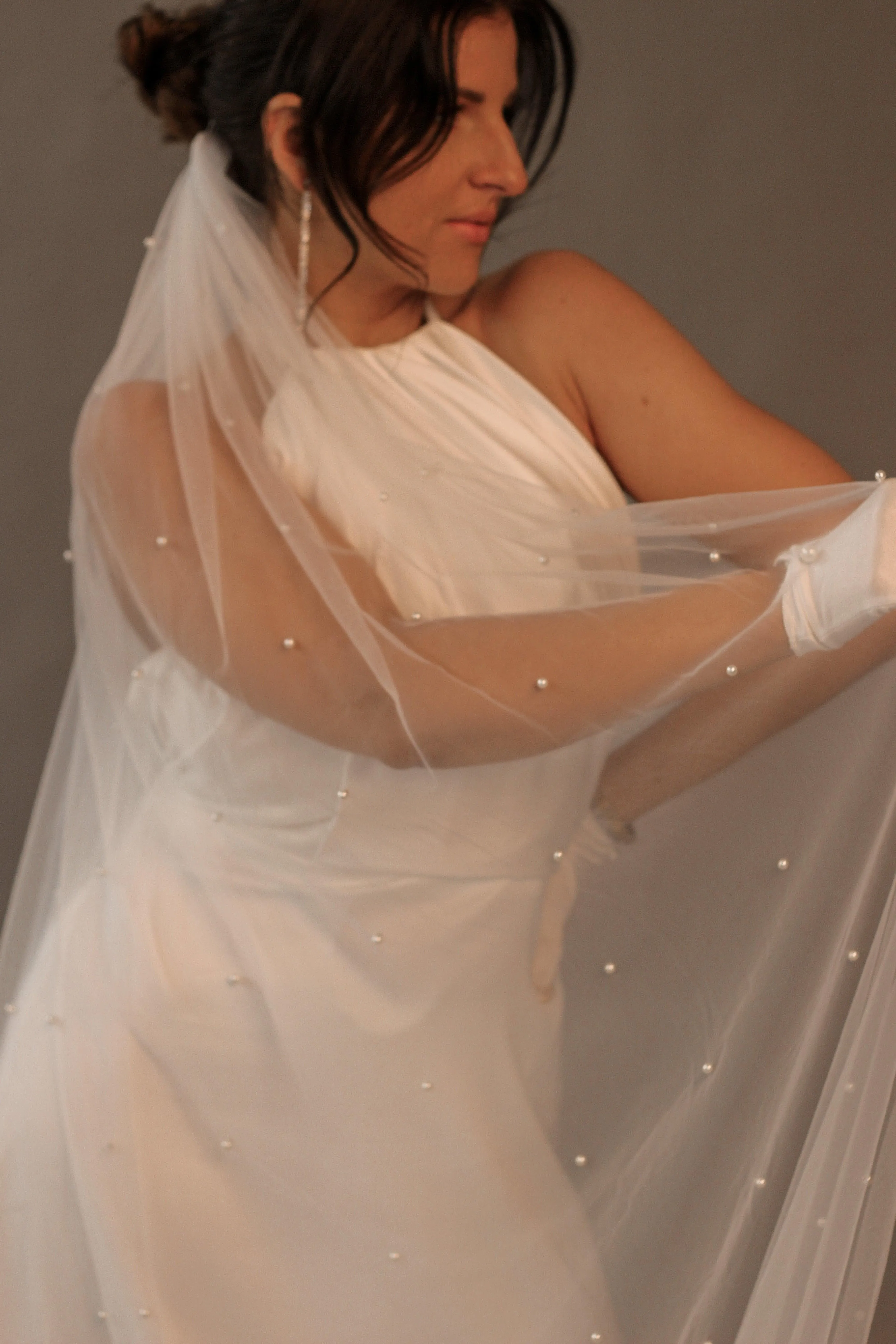 Luxury Pearl Wedding Veil