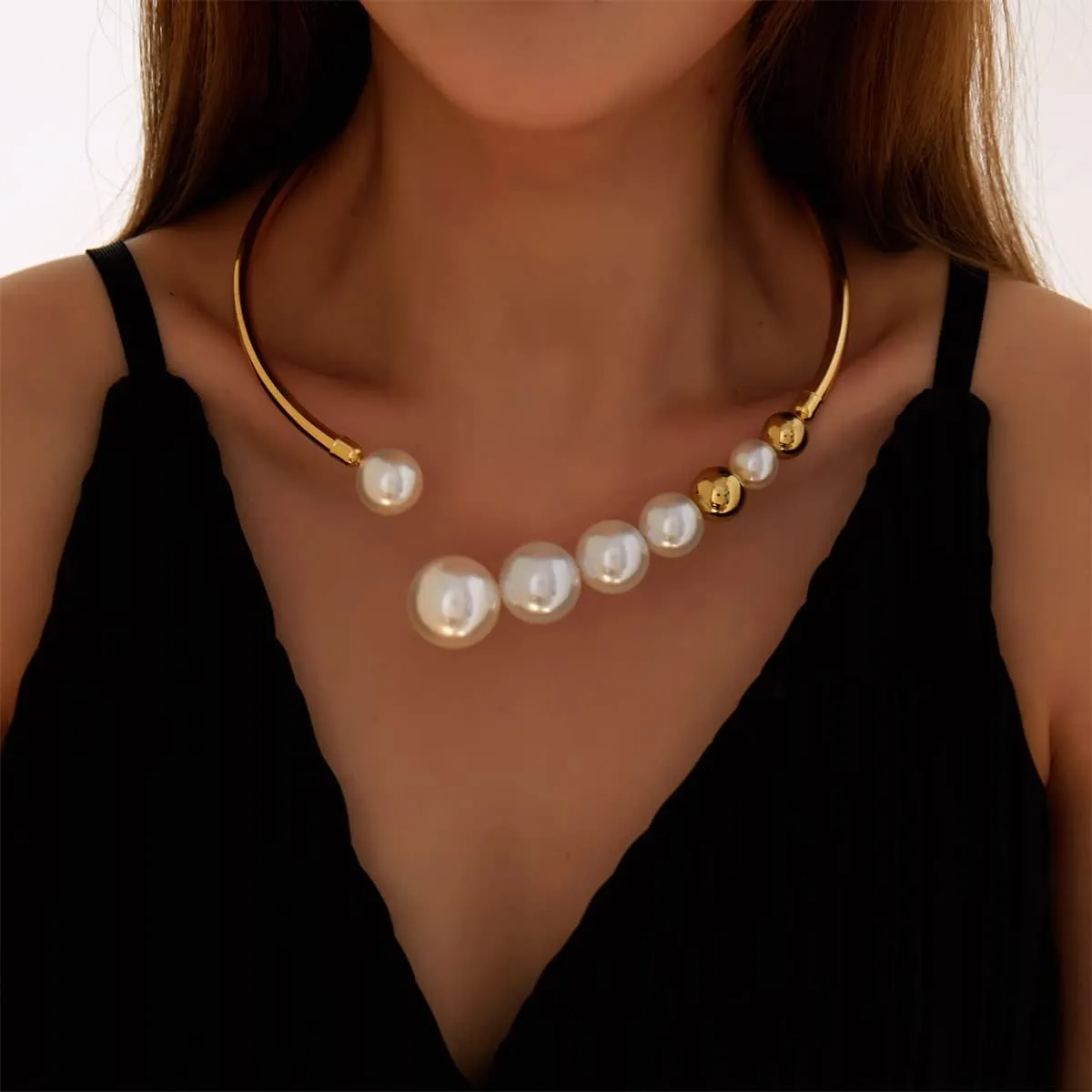 Metal Big Pearl Open Choker Necklace for Women - Adjustable Gold Round Open Cuff Chunky Pearl Necklace