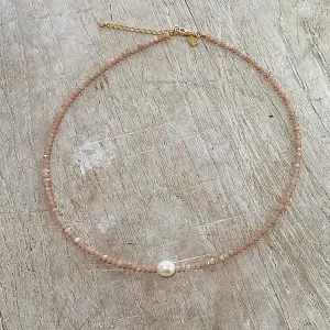 Moonstone Keshi Pearl Necklace Gold