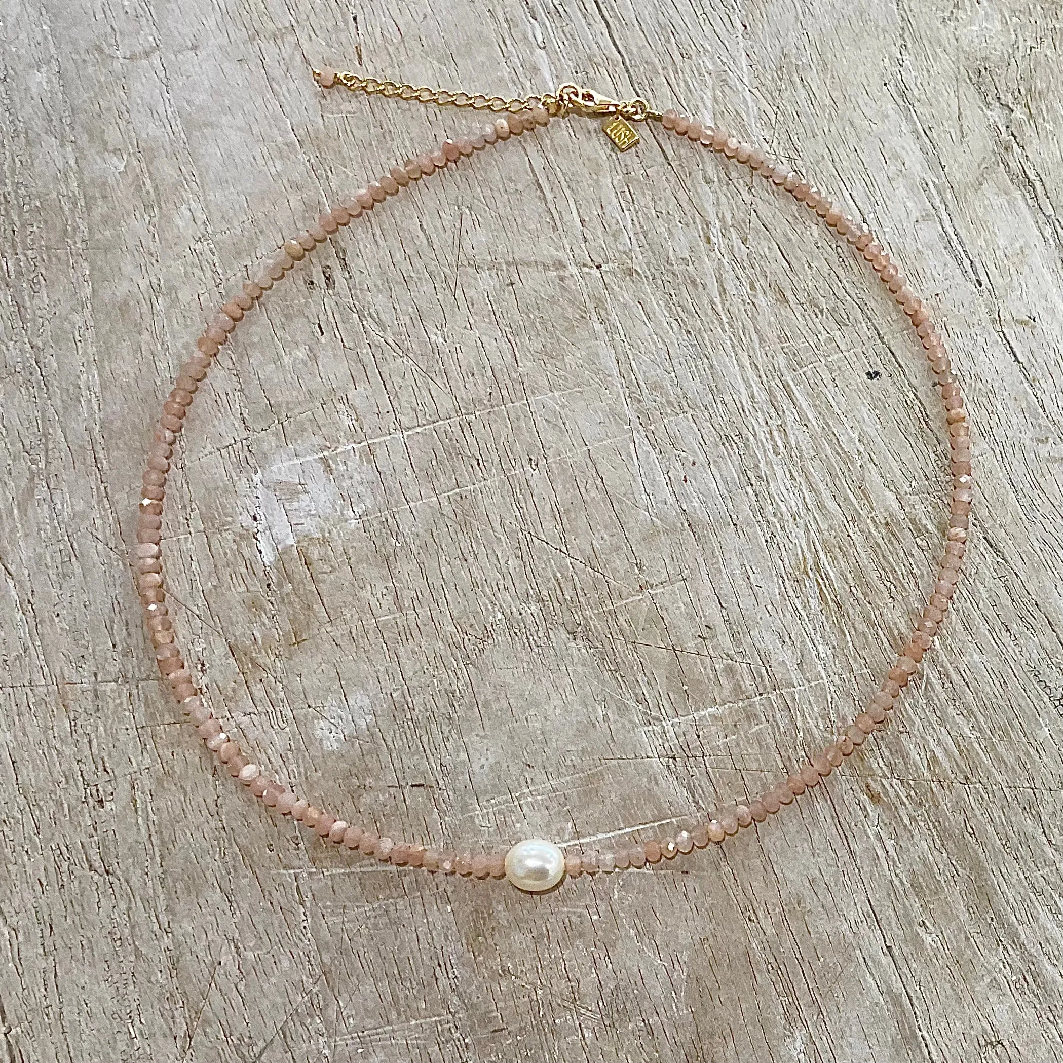 Moonstone Keshi Pearl Necklace Gold