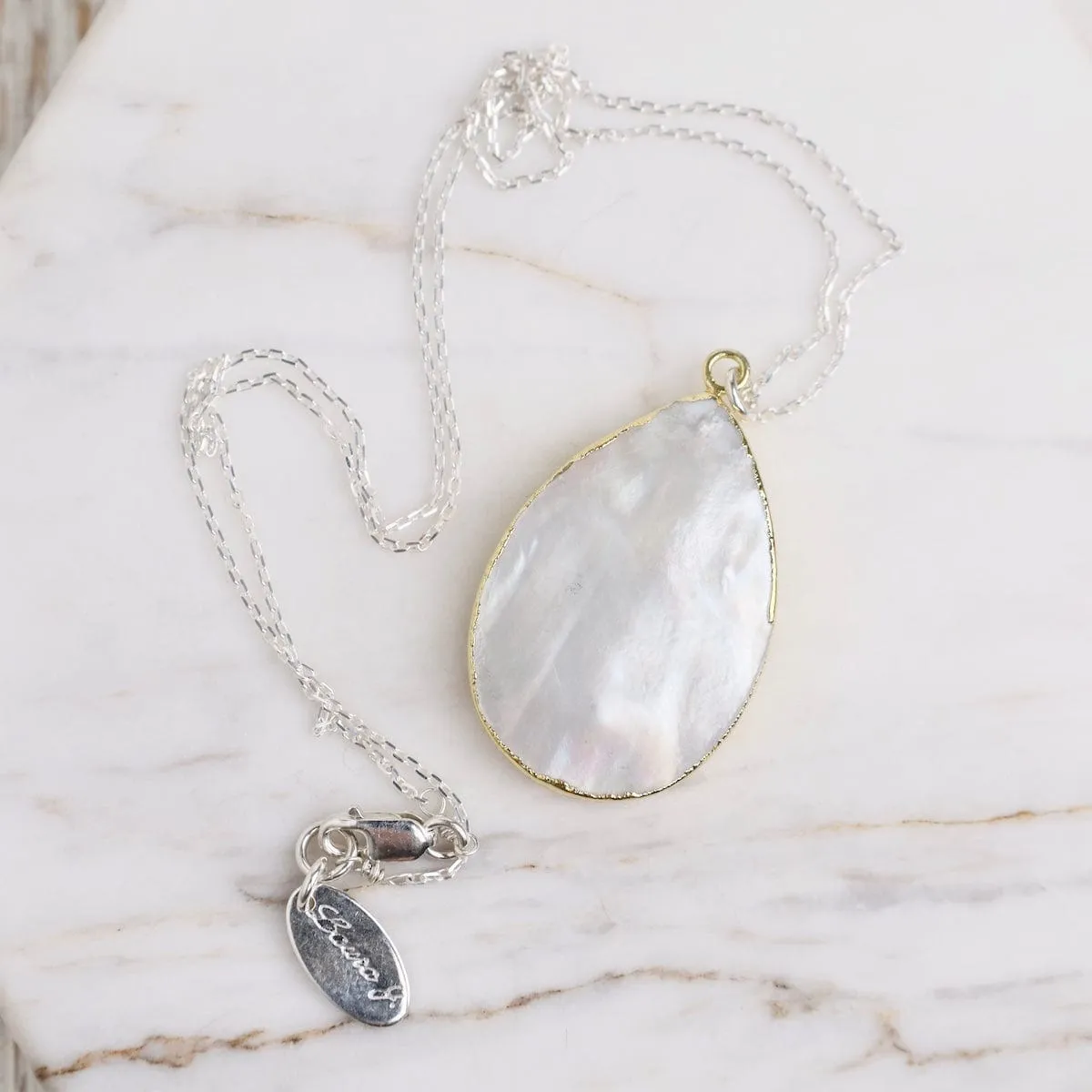 Mother of Pearl Teardrop Pendant Necklace