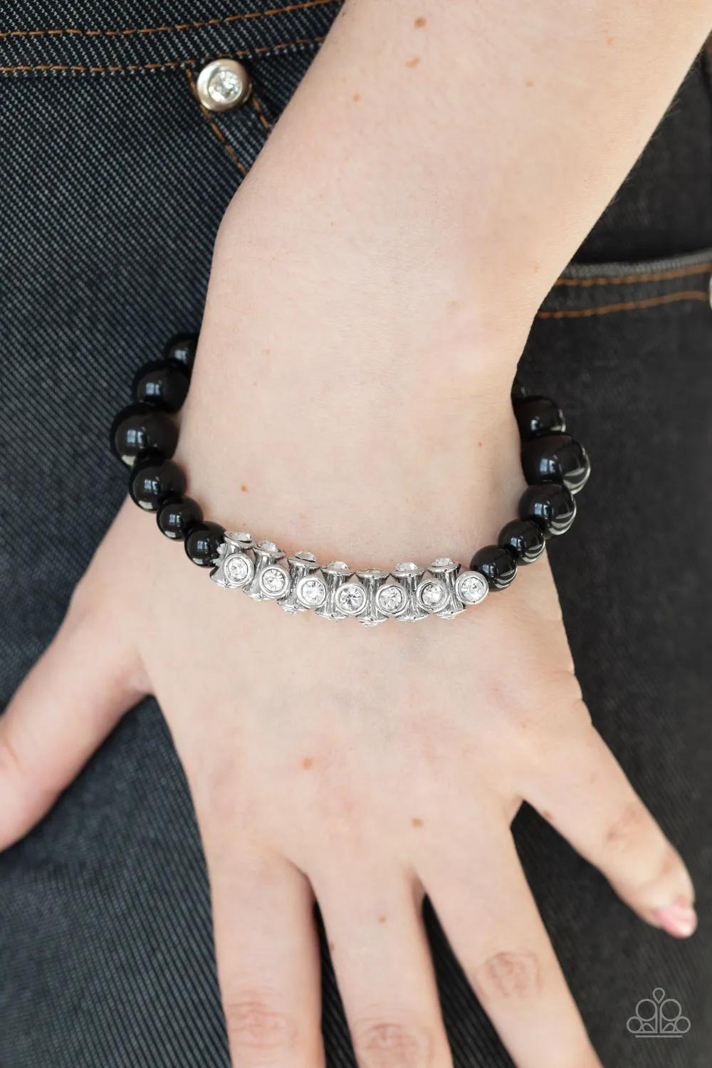 Paparazzi Bracelet ~ Traffic-Stopping Sparkle - Black