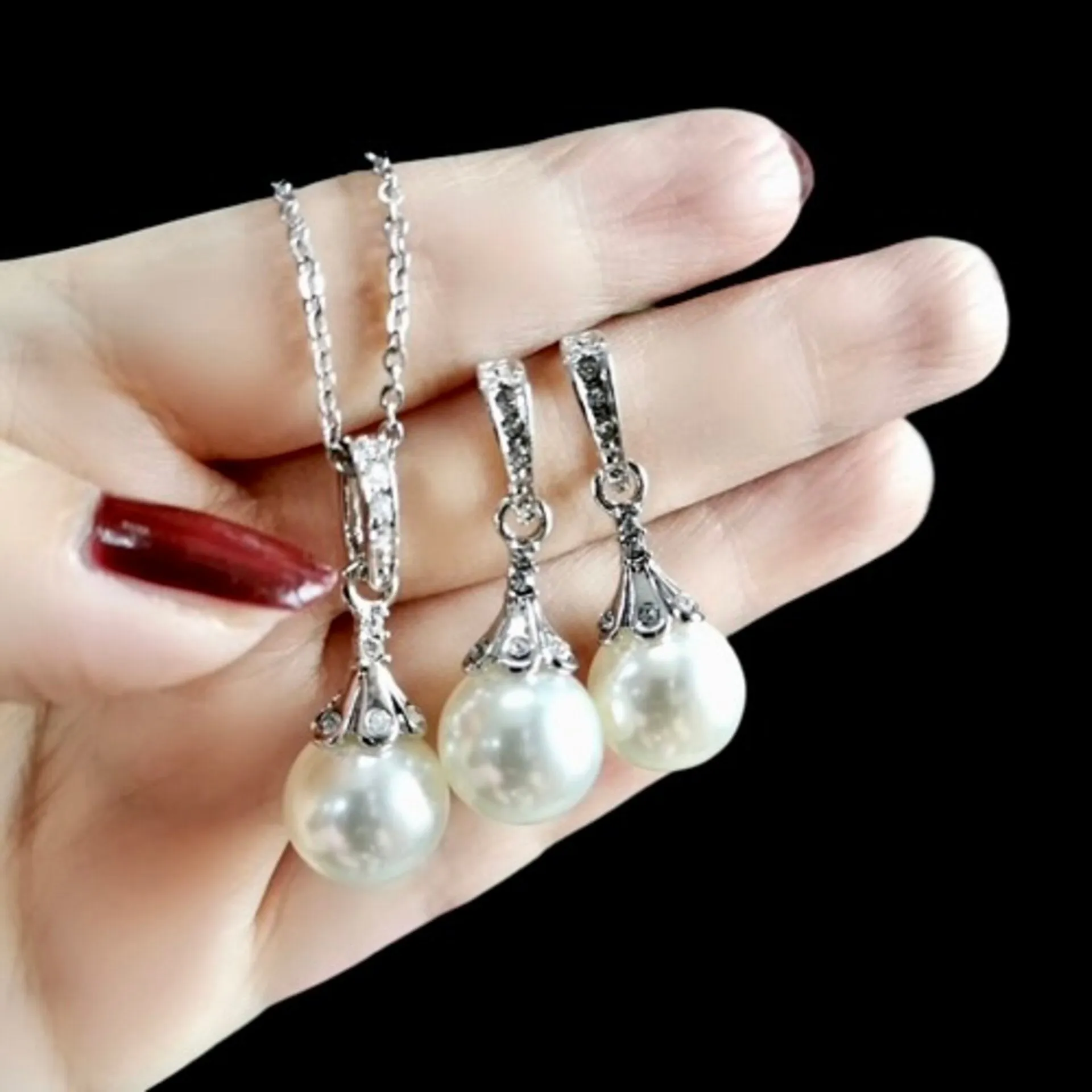 "Allison" - Pearl and Cubic Zirconia Jewelry Set