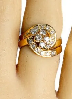 "Sustainable Elegance: Pre-Loved 18ct Yellow Gold & Diamond Bridal Set"