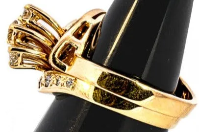 "Sustainable Elegance: Pre-Loved 18ct Yellow Gold & Diamond Bridal Set"