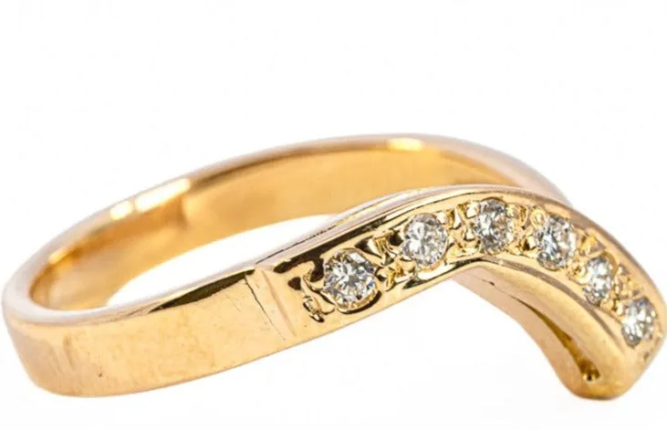 "Sustainable Elegance: Pre-Loved 18ct Yellow Gold & Diamond Bridal Set"