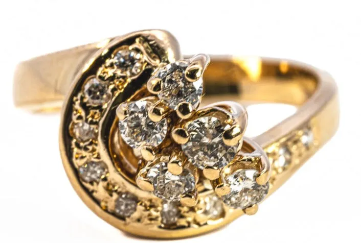 "Sustainable Elegance: Pre-Loved 18ct Yellow Gold & Diamond Bridal Set"