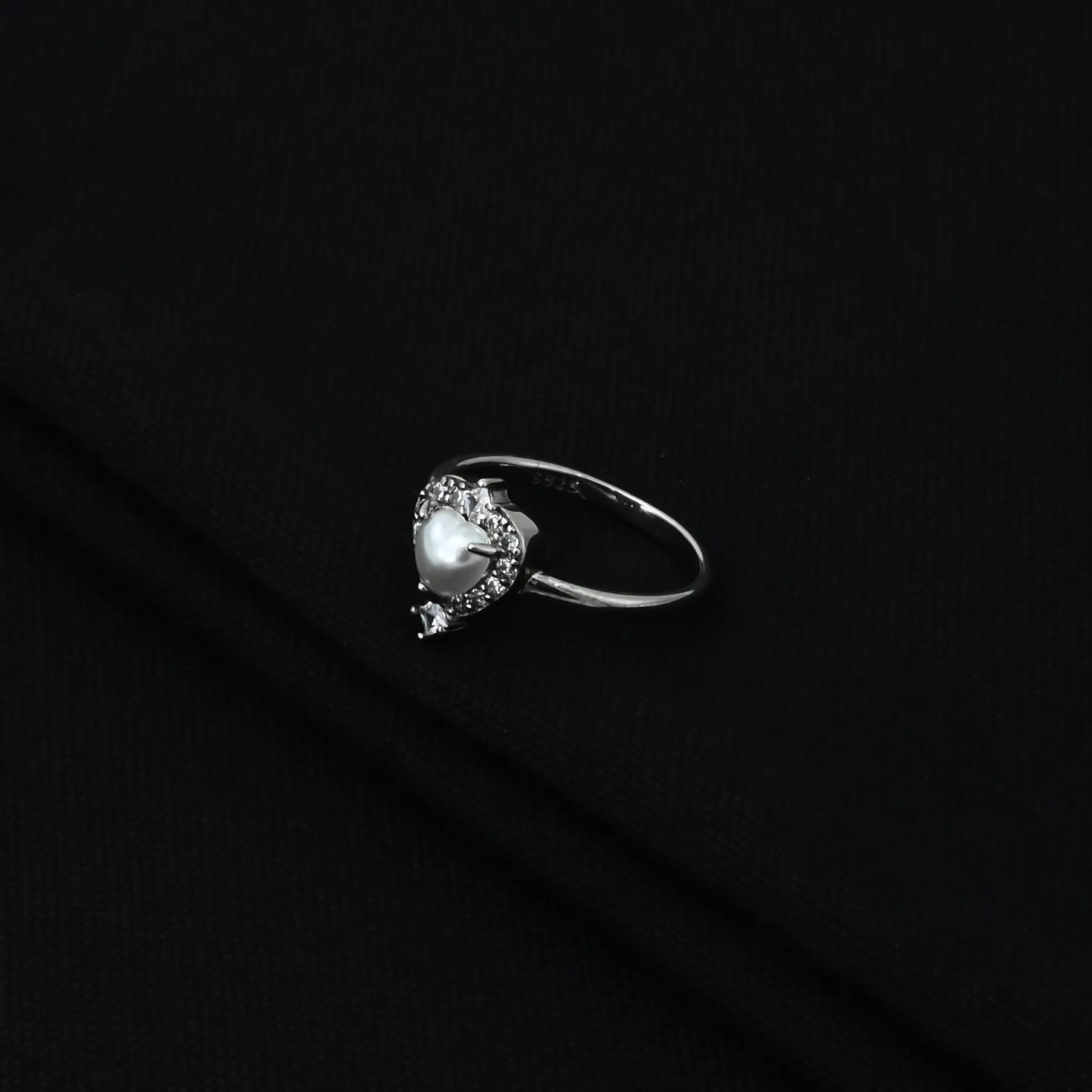 Silver Center Pearl with Heart Shape Design Ring for Girls