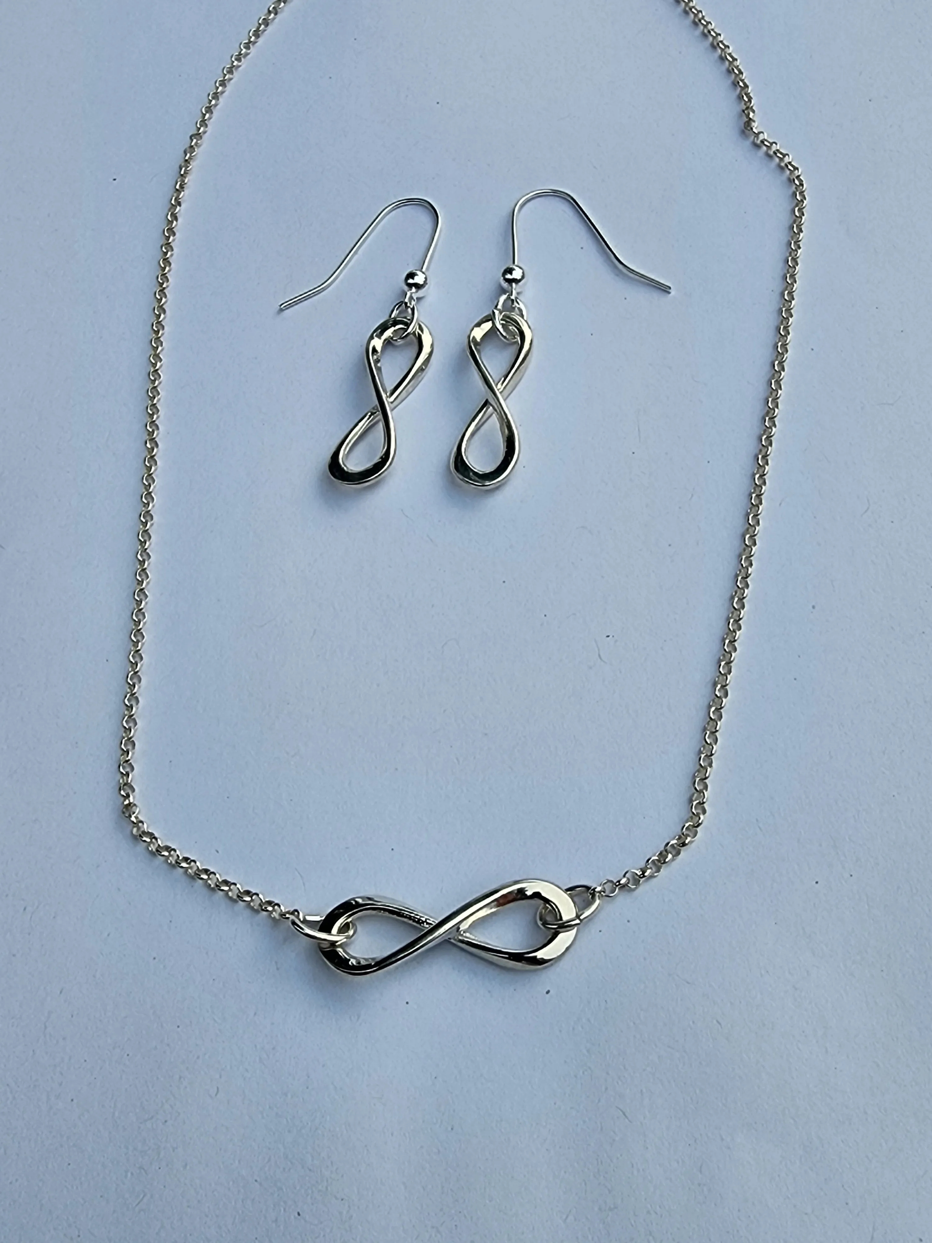 Single Infinity with Rollo Chain