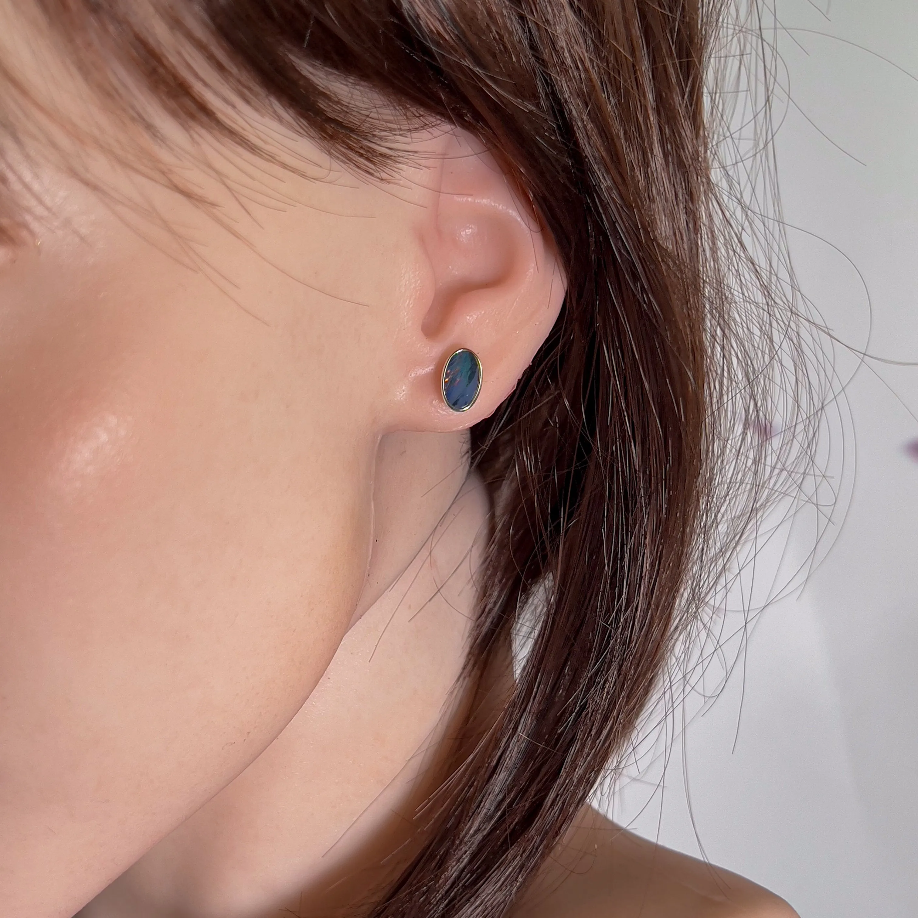 Sterling Silver Opal doublet 9.5x5.5mm oval studs