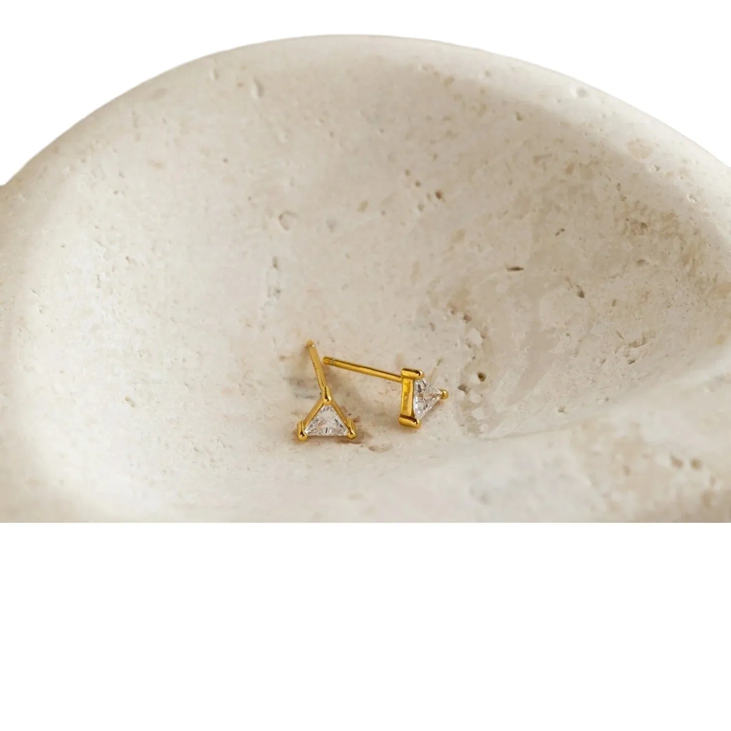 That's the Point Triangle Zircon Ear Studs