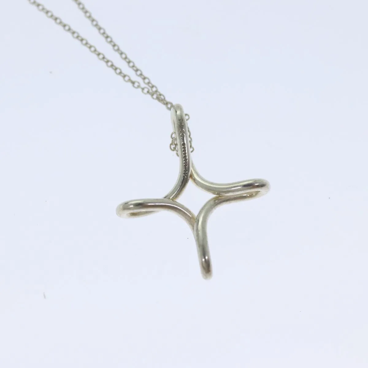 Tiffany & Co Croix infinity