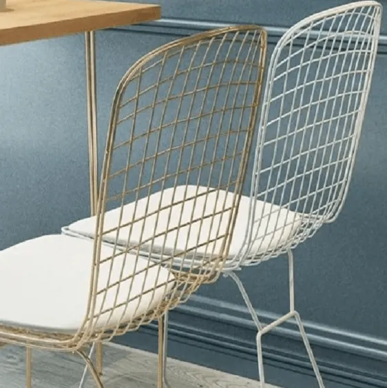 Var - Simple Modern Iron Frame Chair
