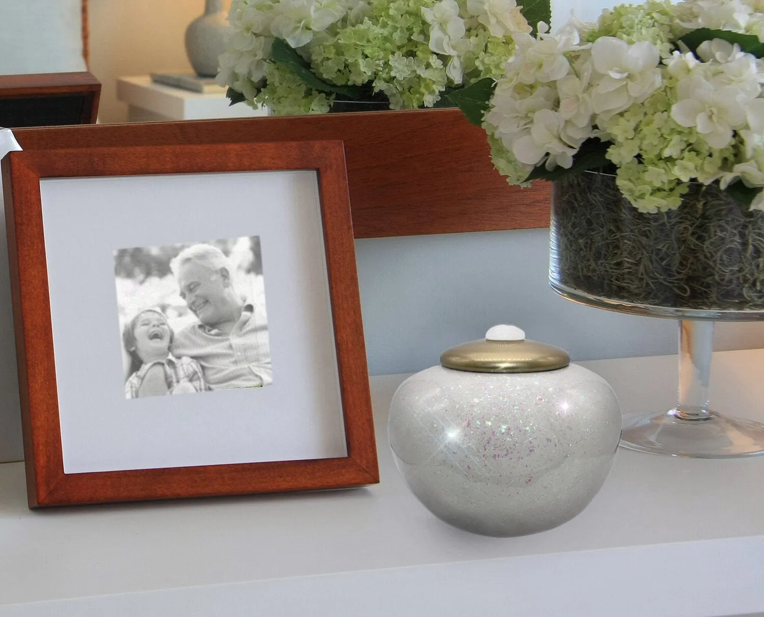 White Sparkle Cremation Urns